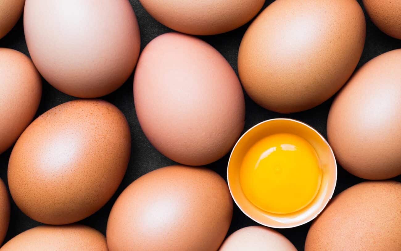 Como pasteurizar ovos inteiros sem cozinhá-los