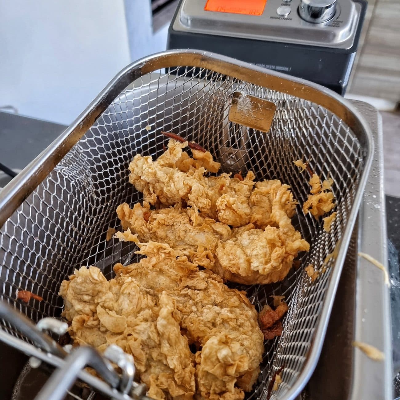 Tiras de frango frito ao estilo KFC